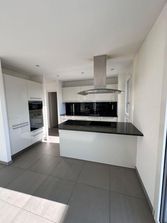 Appartement de 3.5 pièces dans une construction moderne