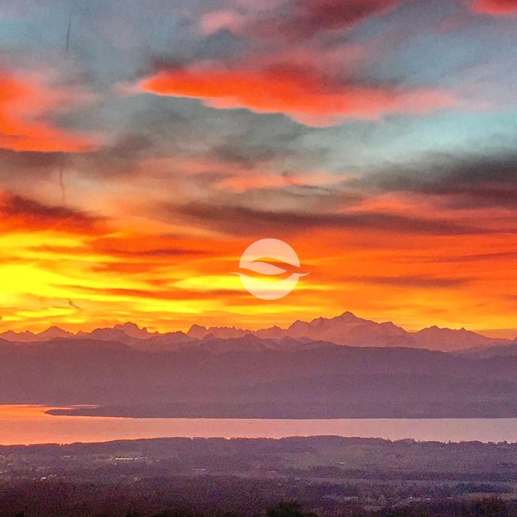 Maison de charme vue Alpes et lac avec studio indépendant