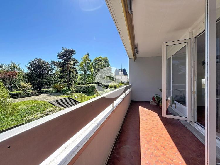 Magnifique appartement traversant de 4.5 pièces
