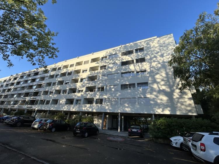 Bel appartement de 2 pièces au 3ème étage