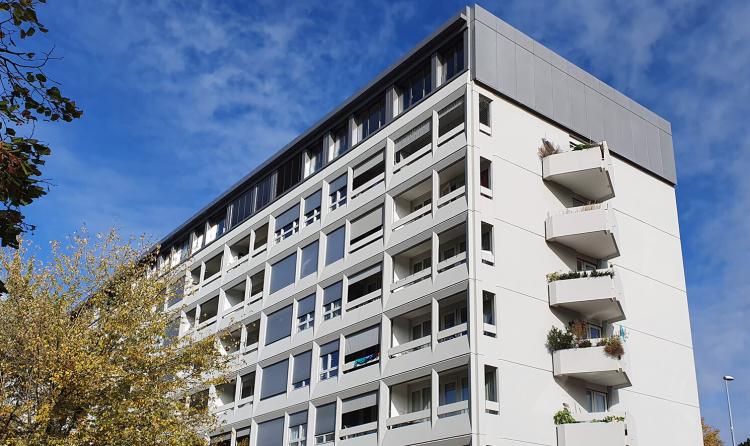 Bel appartement de 3 pièces, d'environ 48 m2, au 7ème étage.