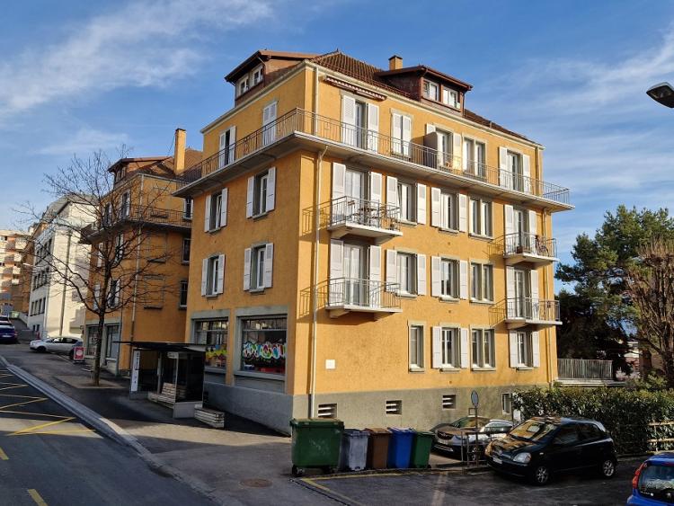 Place de parc extérieure à Lausanne