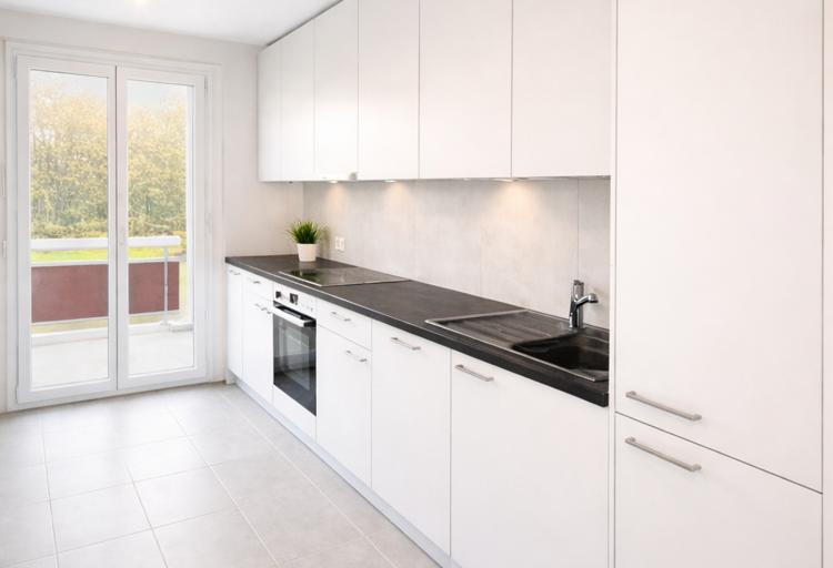 Appartement entièrement rénové de 3.5 pièces au 1er étage à Granges-Paccot